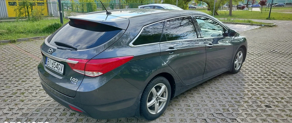 Hyundai i40 cena 32900 przebieg: 207500, rok produkcji 2012 z Białystok małe 106